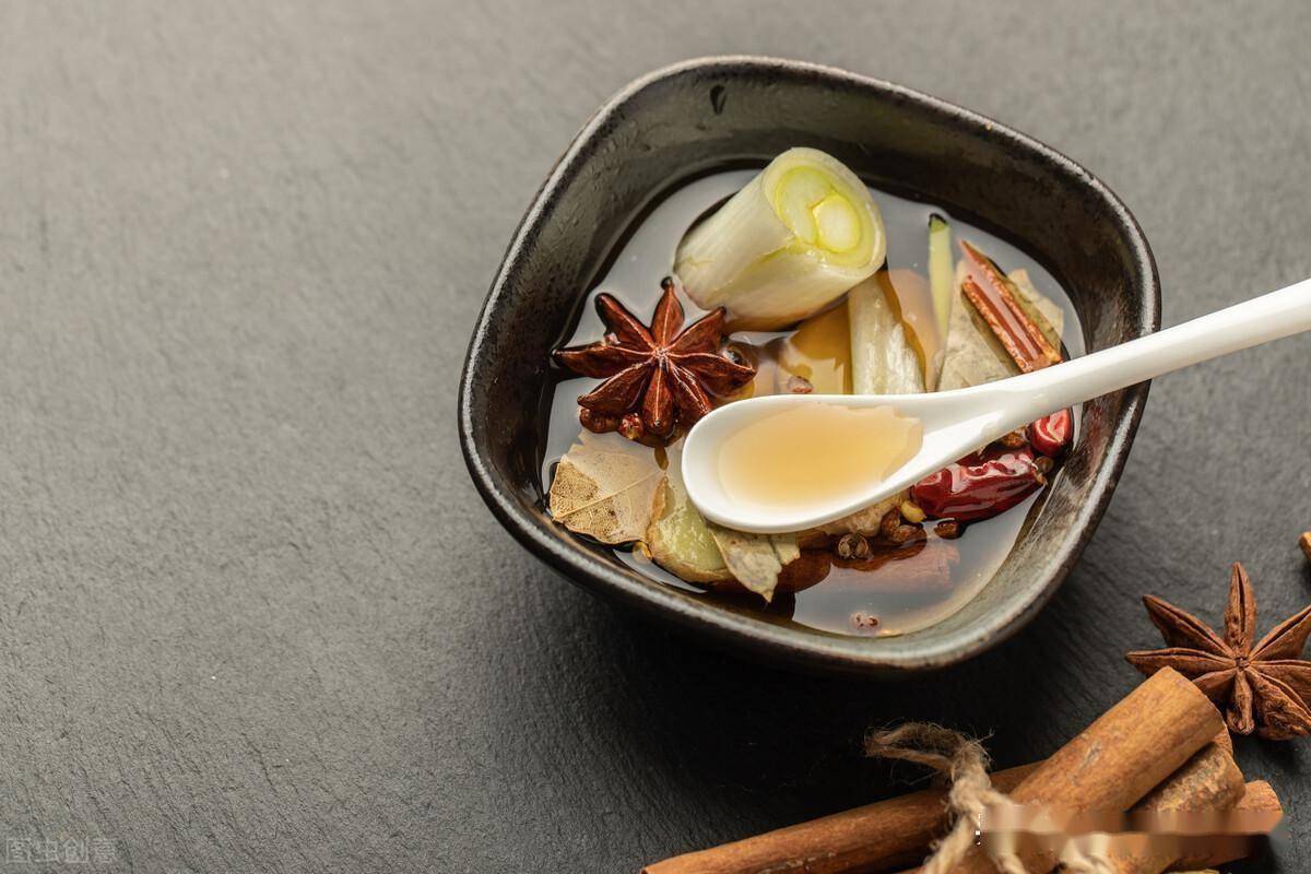 搞懂这8个"烹饪原理",让你厨艺大增,下厨做菜不求人