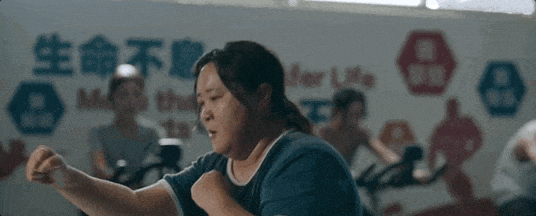 当你看到,一个灵魂能这样携带着肉身翻山越岭,一次次地破茧成蝶,翻涌