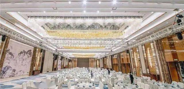 温州三姐弟分家,云天楼最大的股东是他…_小微_大酒店