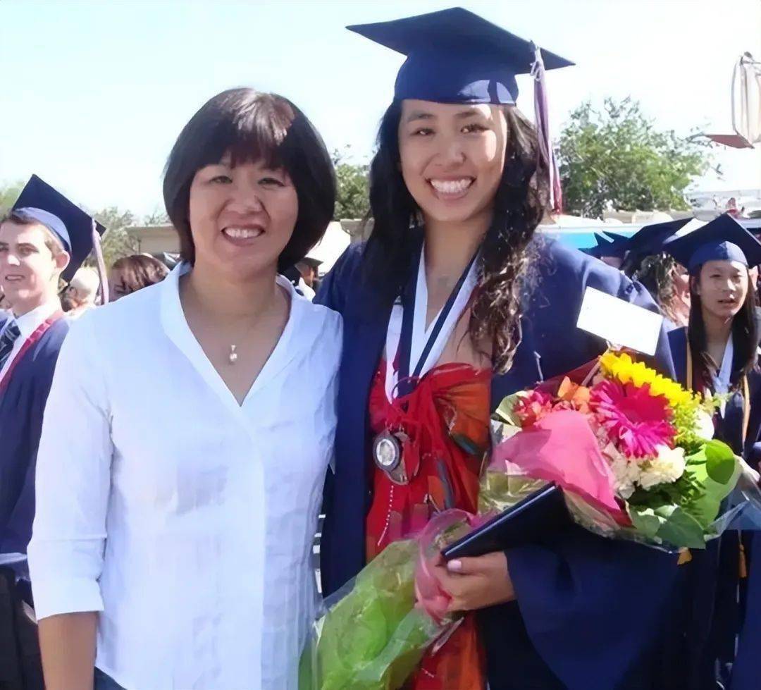 那个被郎平"亏欠"的前夫,最近过得怎么样?_白帆_女儿_白浪