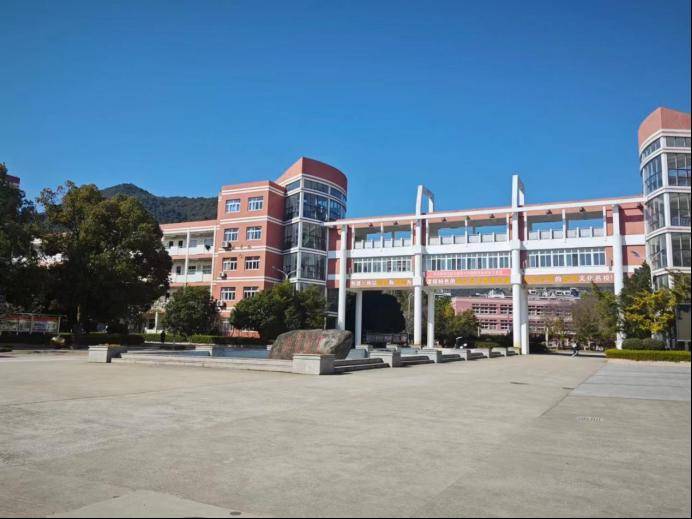 感恩母校行 (88)|走进浙江省三门第二高级中学_活动_宣传_进行