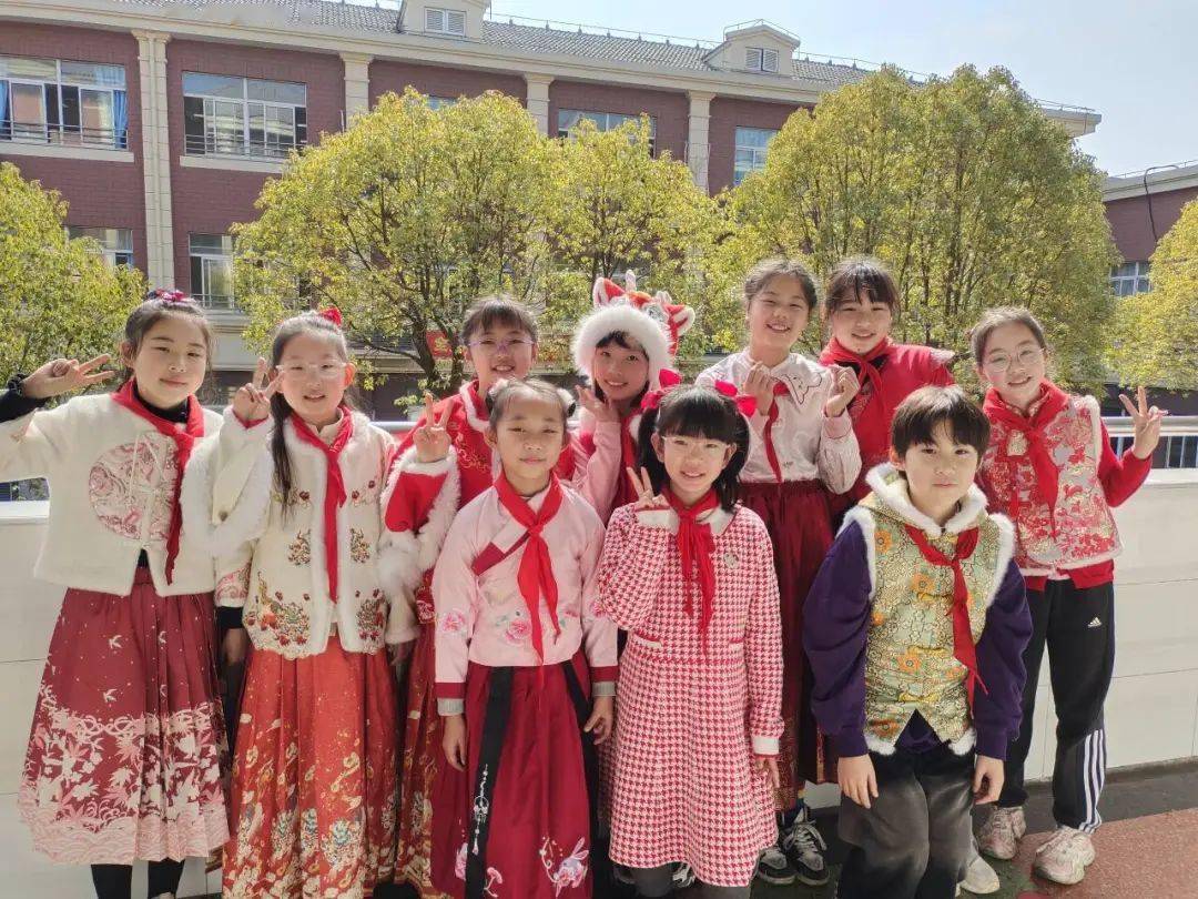 【全人教育·开学日】 "龘龘之姿兴国潮 朤朤之态承文脉"民乐学校2023