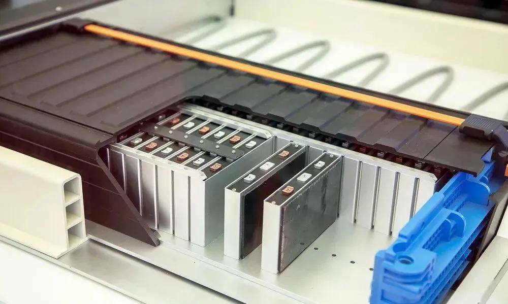 盘点新能源产业中,高分子材料的应用和机遇有哪些?_组件_性能_锂电池