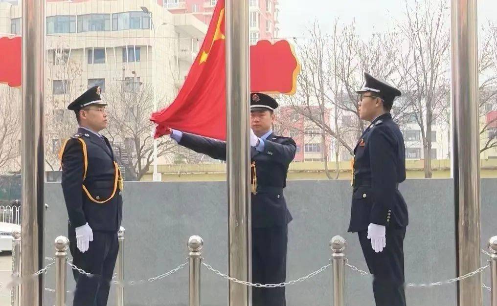晋中市税务系统举行升国旗仪式_张玮_赵向伟_图片