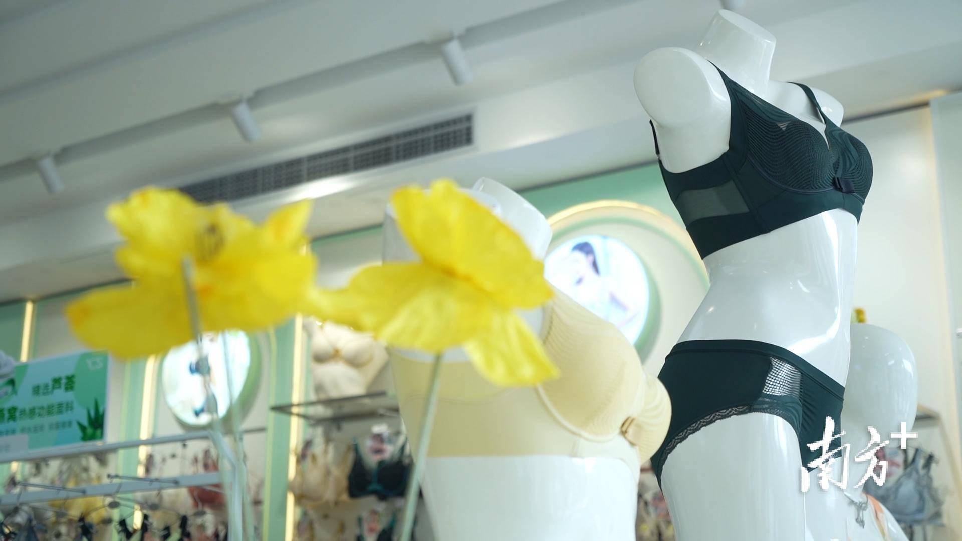 戴嘉信 摄大家好才是真的好回顾盐步内衣的发展史,是一代一代人接力