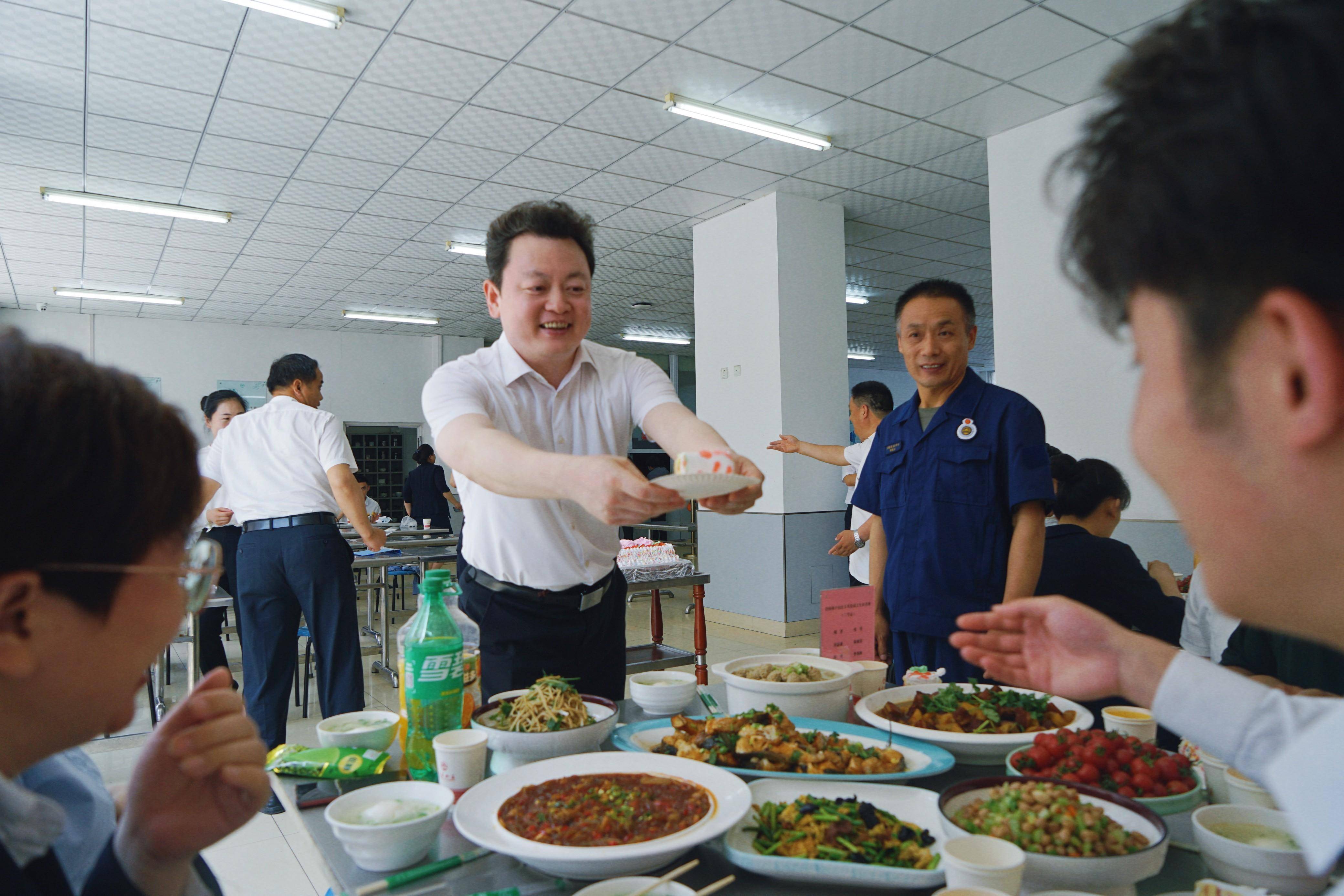 以问题为导向 把满意做标尺