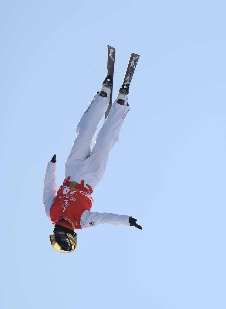 孔凡钰夺得十四冬自由式滑雪空中技巧女子组冠军