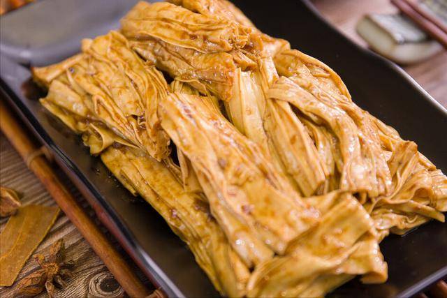 泡腐竹,别再用凉水了,分享2个窍门,泡发快速,柔软不夹生_时候_温水_问