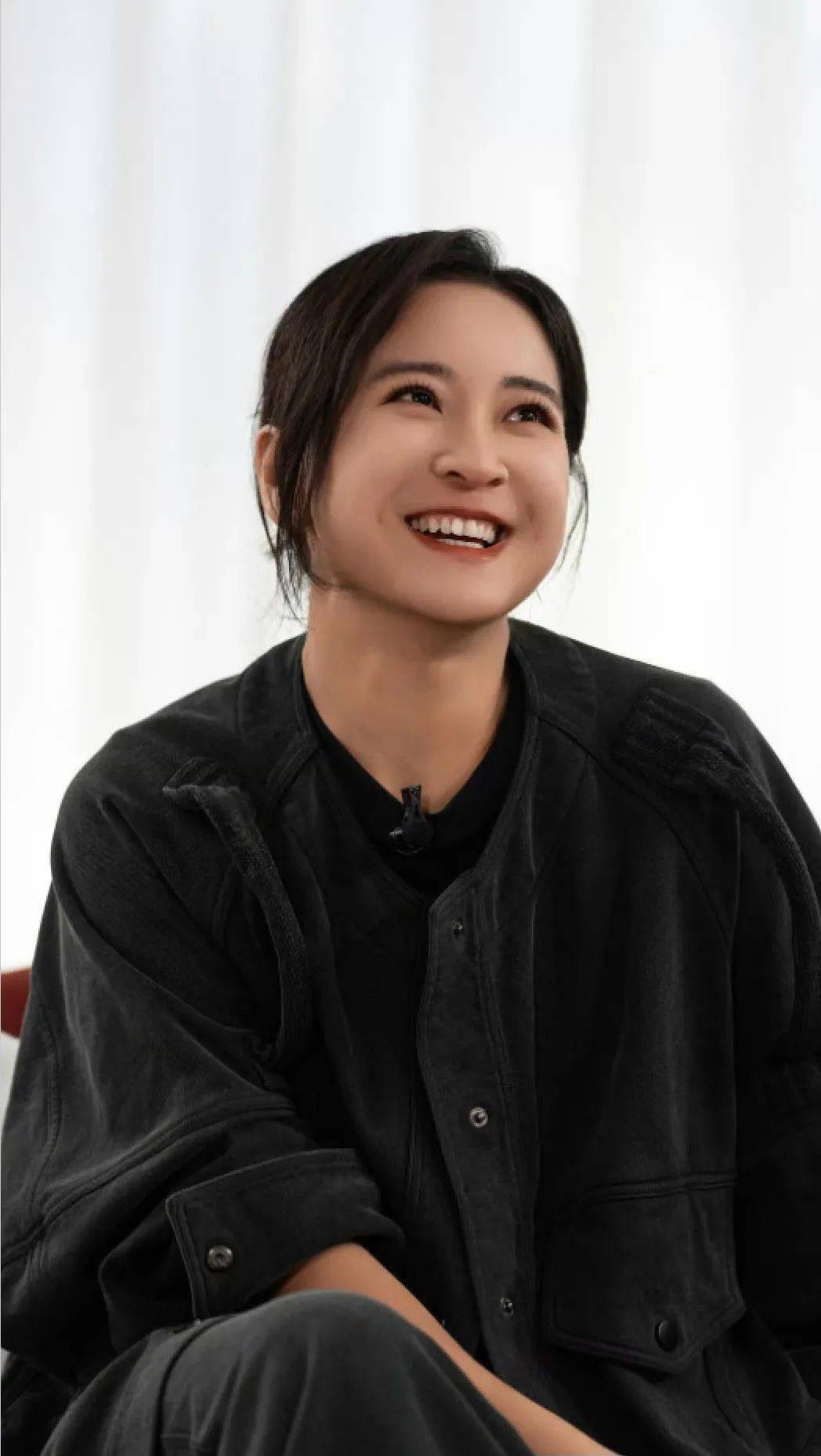 一问一答 | 鹿晗关晓彤,周杰伦,贾玲,丢手机的狗仔,易烊千玺,张凌赫