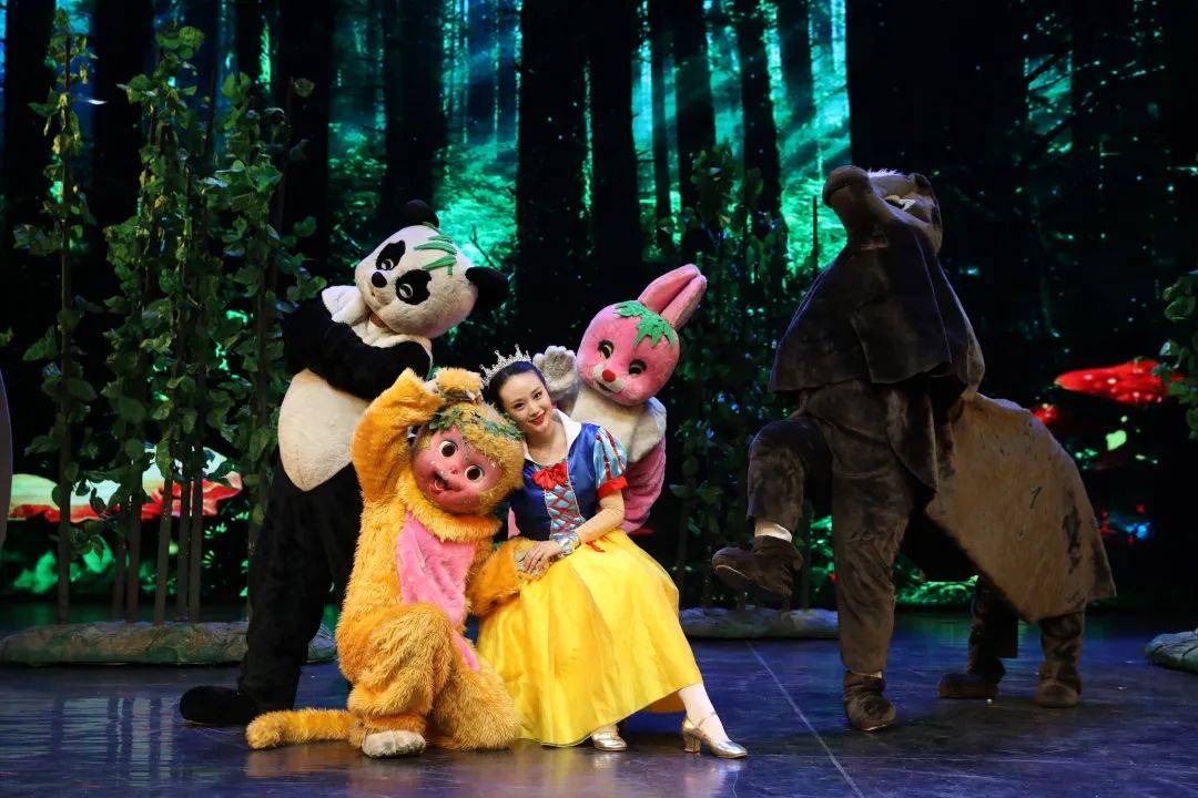 中国木偶剧院双益发演艺中心童话木偶剧《白雪公主》特惠单人票39.