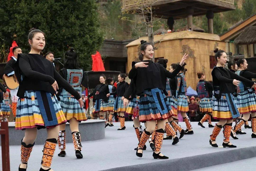 白裤瑶年街节等你来!_活动_南丹县_景区