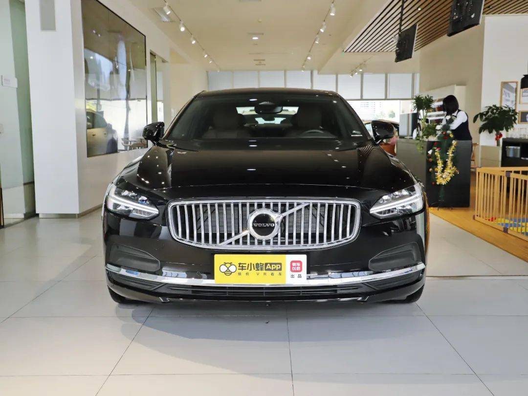 而作为二线豪华品牌的沃尔沃在自家旗舰车型