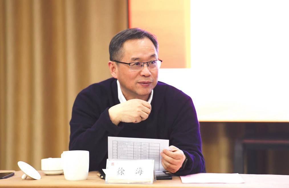 徐海:"编辑故事"主持人语丨凤凰书评_蔡总_张昌华_出版界