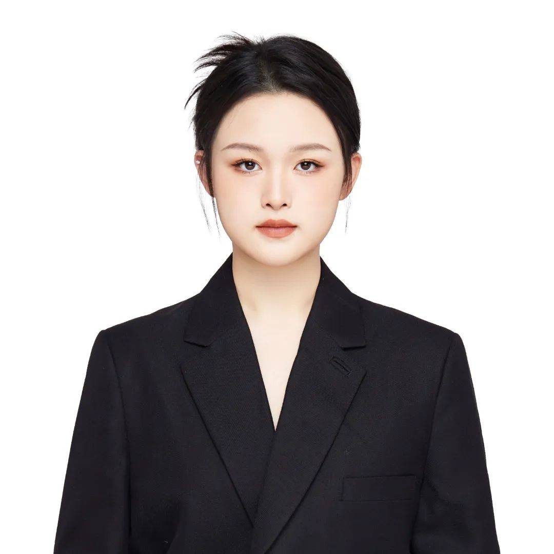 思琪赵昕宇 侯姝妤 张哲熙 宋梓莹【演唱90员】可扫码下载歌曲介绍