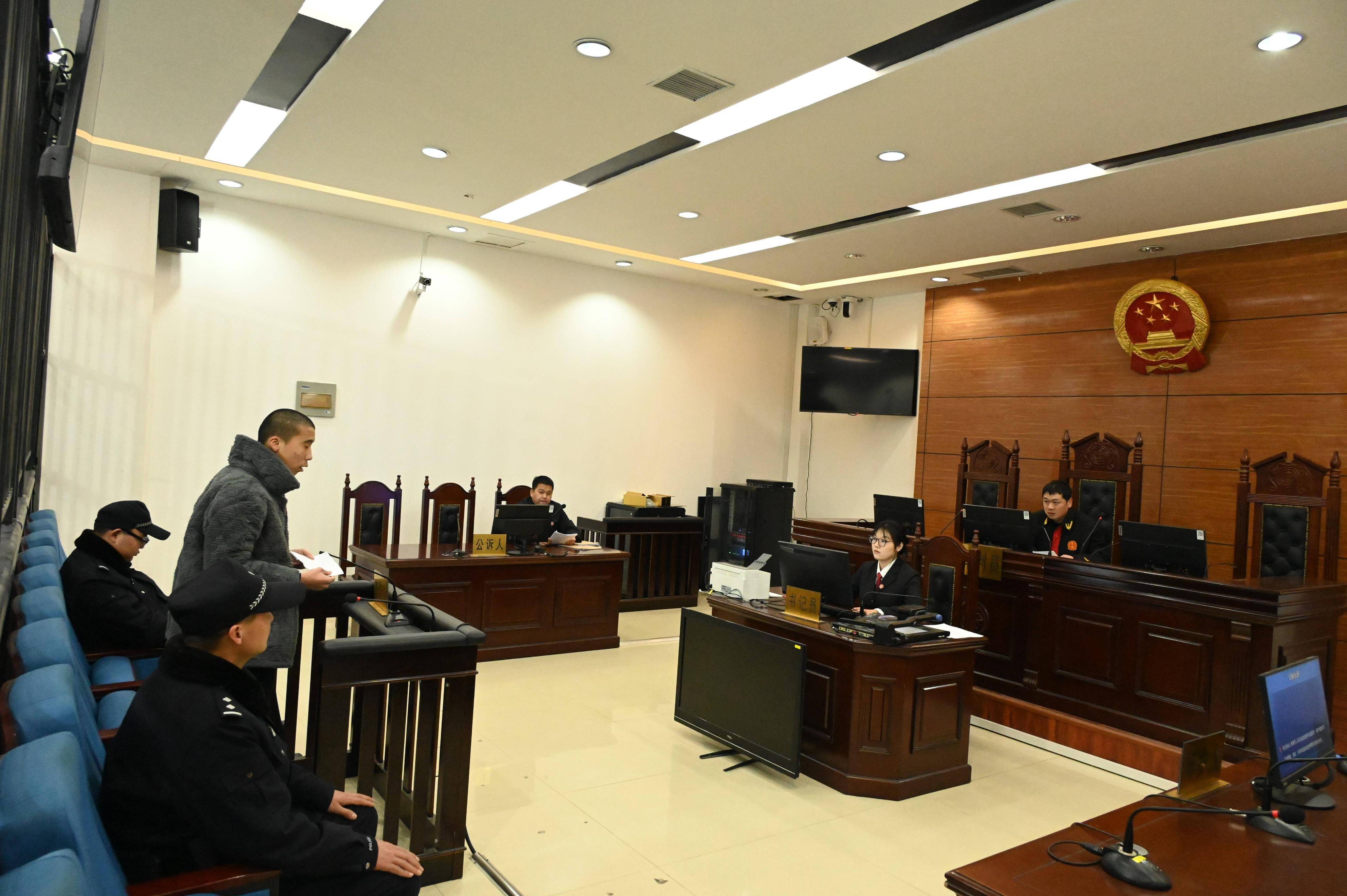 南阳市中院副院长宋长青到南召县法院调研指导刑事审判工作