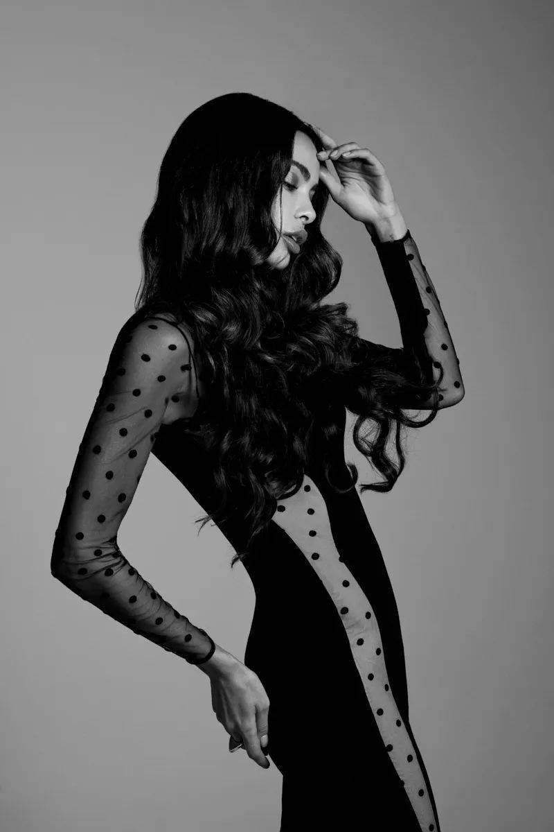 阿尔维斯的妻子,准确的说,很快要变成前妻的乔安娜-桑斯(joana sanz).