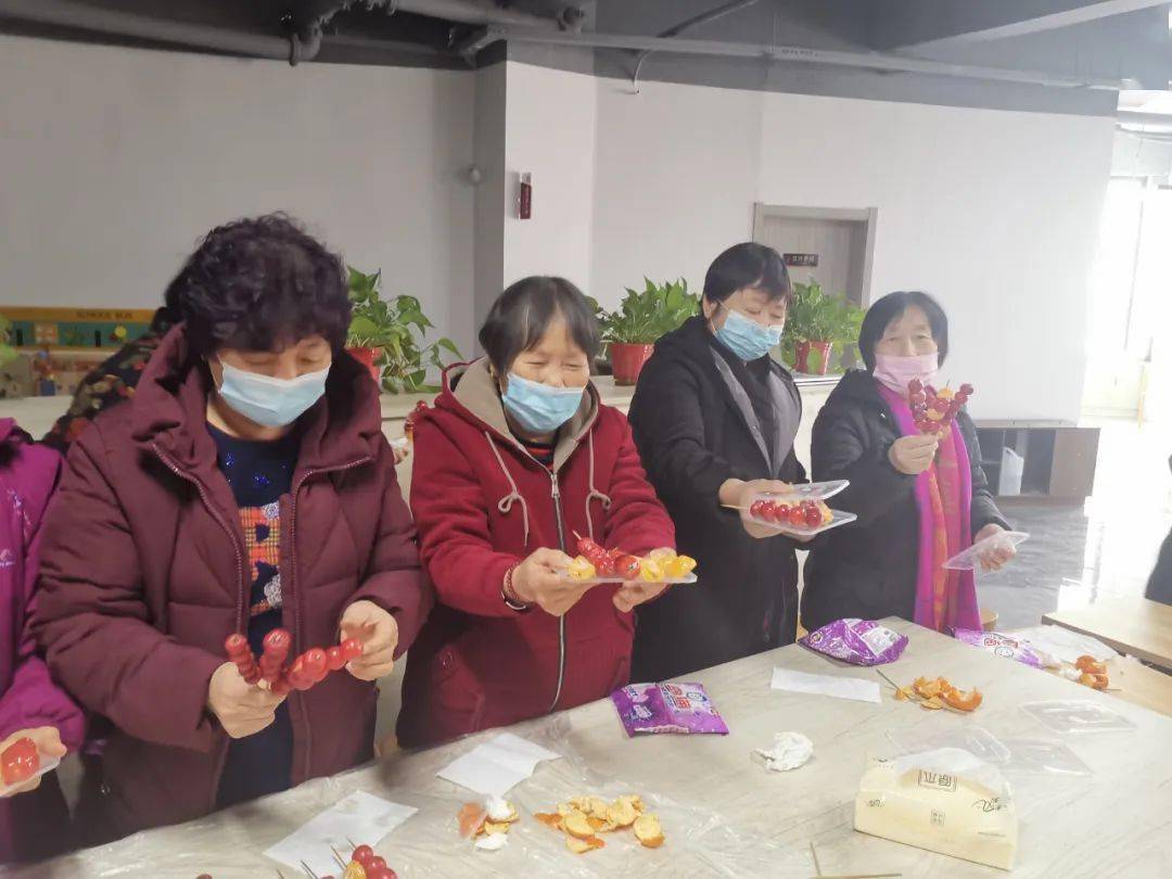 我在新时代文明实践站闹元宵丨包元宵,做灯笼,猜灯