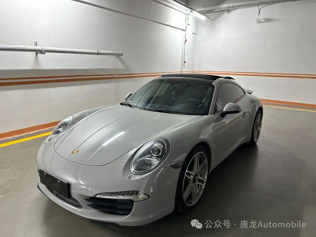 【低价二手车】代友出售15年3月上牌 4次户 保时捷911 991 carrera