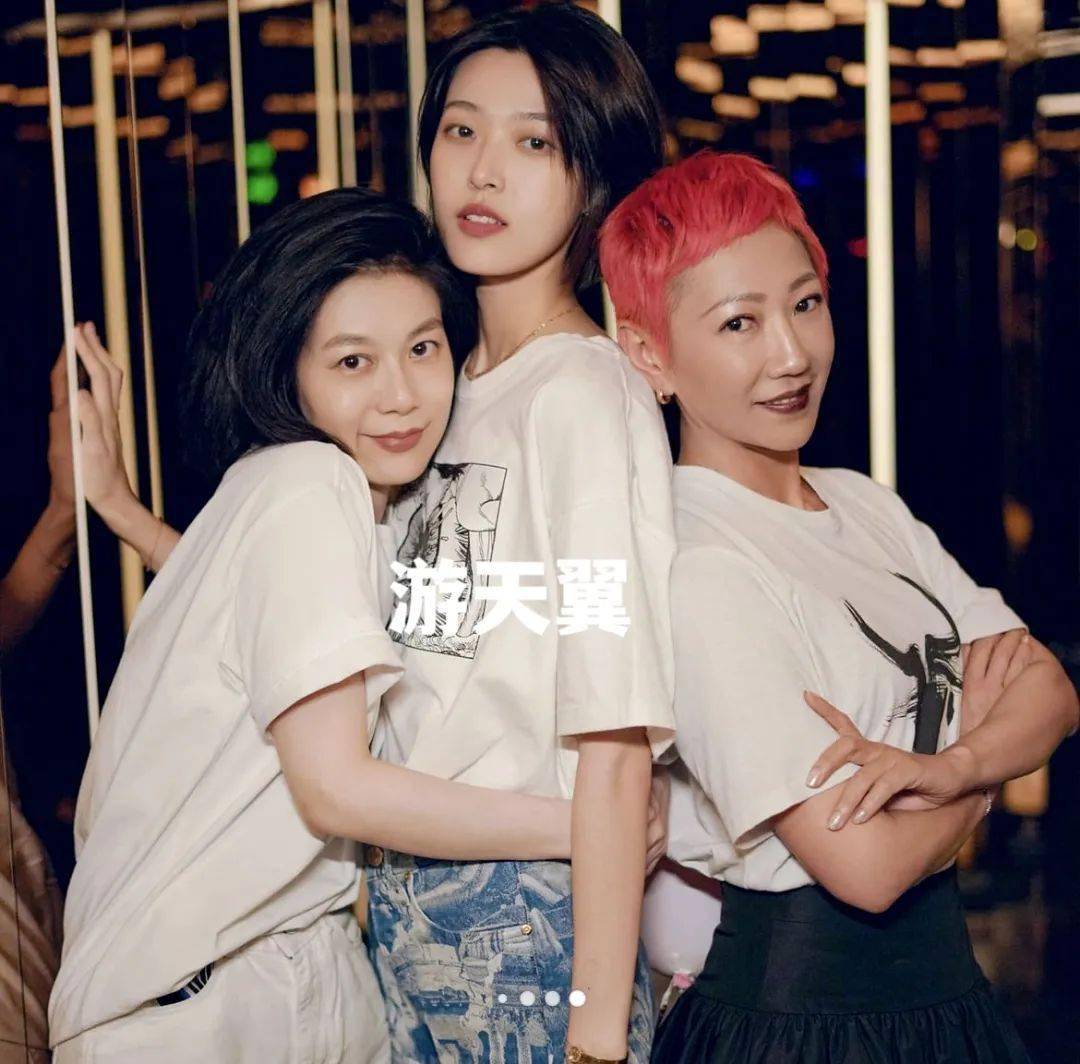 名利场 ||百年企业第四代掌舵人,百亿名媛与她遍及