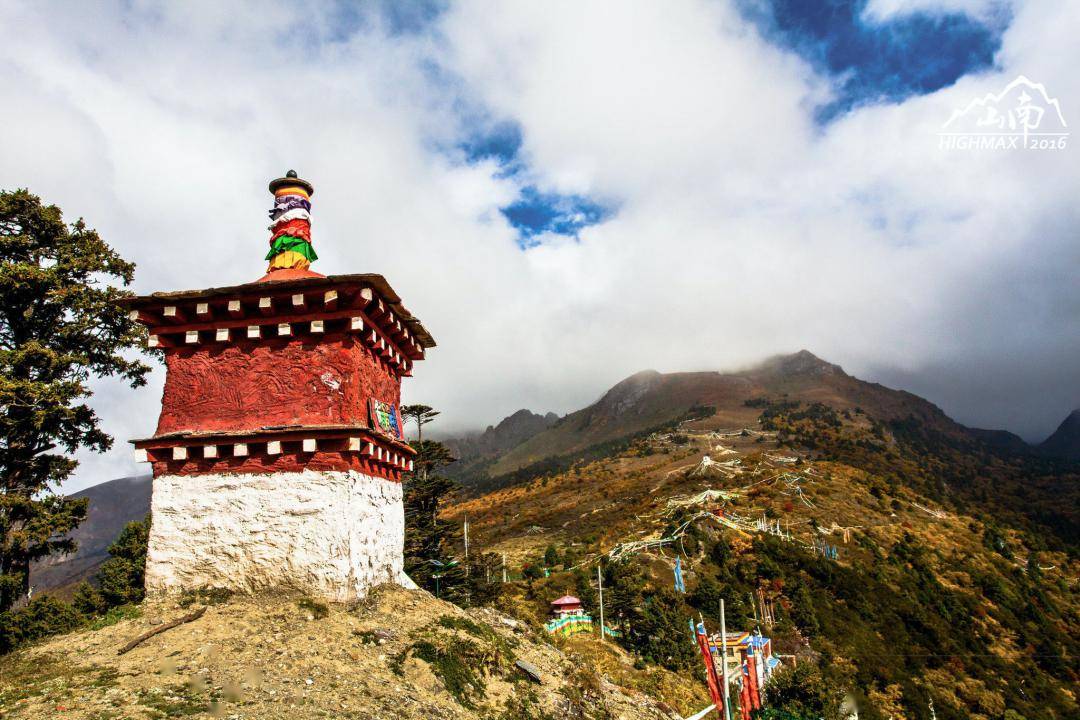 比贝加尔湖更梦幻的蓝冰,唯一媲美ebc的徒步线路,这