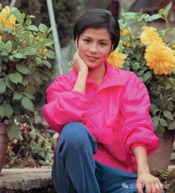 客死他乡的8位明星,个个令人惋惜,其中有两位央视主持人_吴孟达