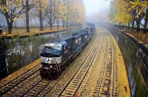 梦见这些,预示有贵人出现_什么_事情_医生