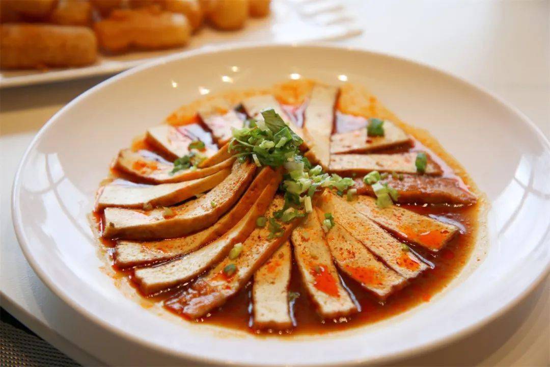 今天在弥渡品密祉豆腐宴,够味!_美食_灯会_美味