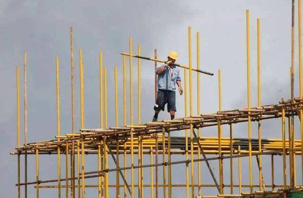 工地靠谱工人:四川的木工,湖北的抹灰,云南的架子,江西的砌墙_东北