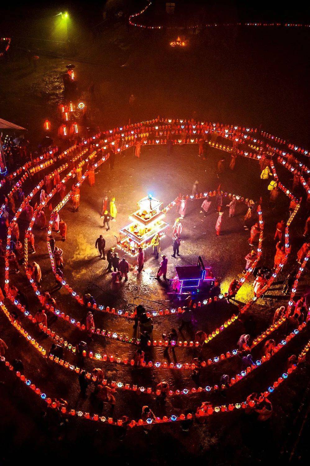 正月十五,莆田东海镇金沙宫万人圈灯闹元宵_摄影_蔡襄_城厢区