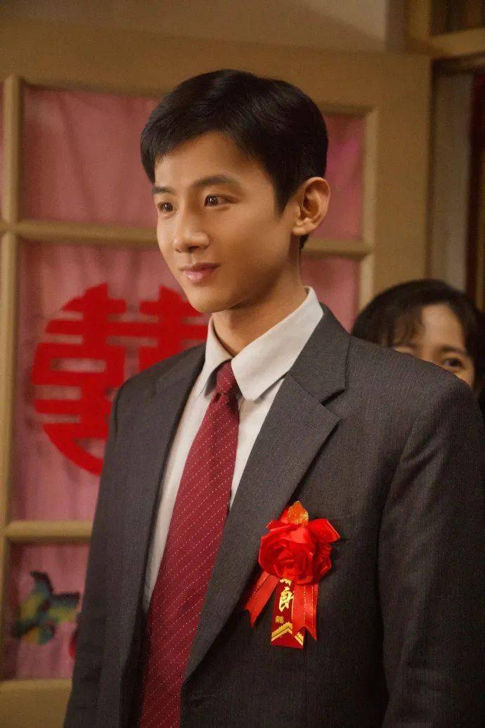 白敬亭带父母进组?大s汪小菲再婚?李沁私生子瓜?贾玲到处树敌?