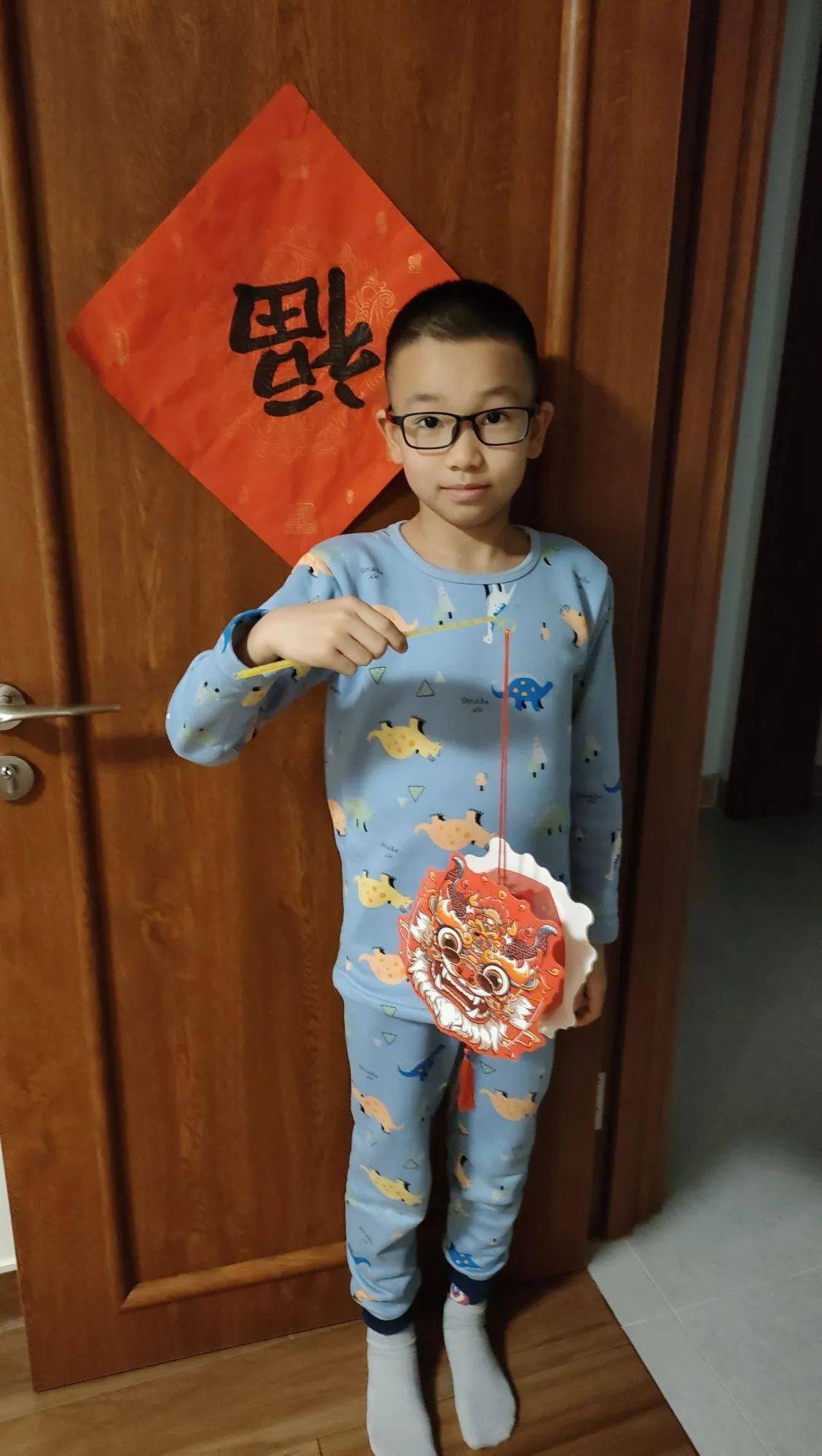 springfestival新年供稿:三(4)中队审核 | 张璐  周峻  李林霖