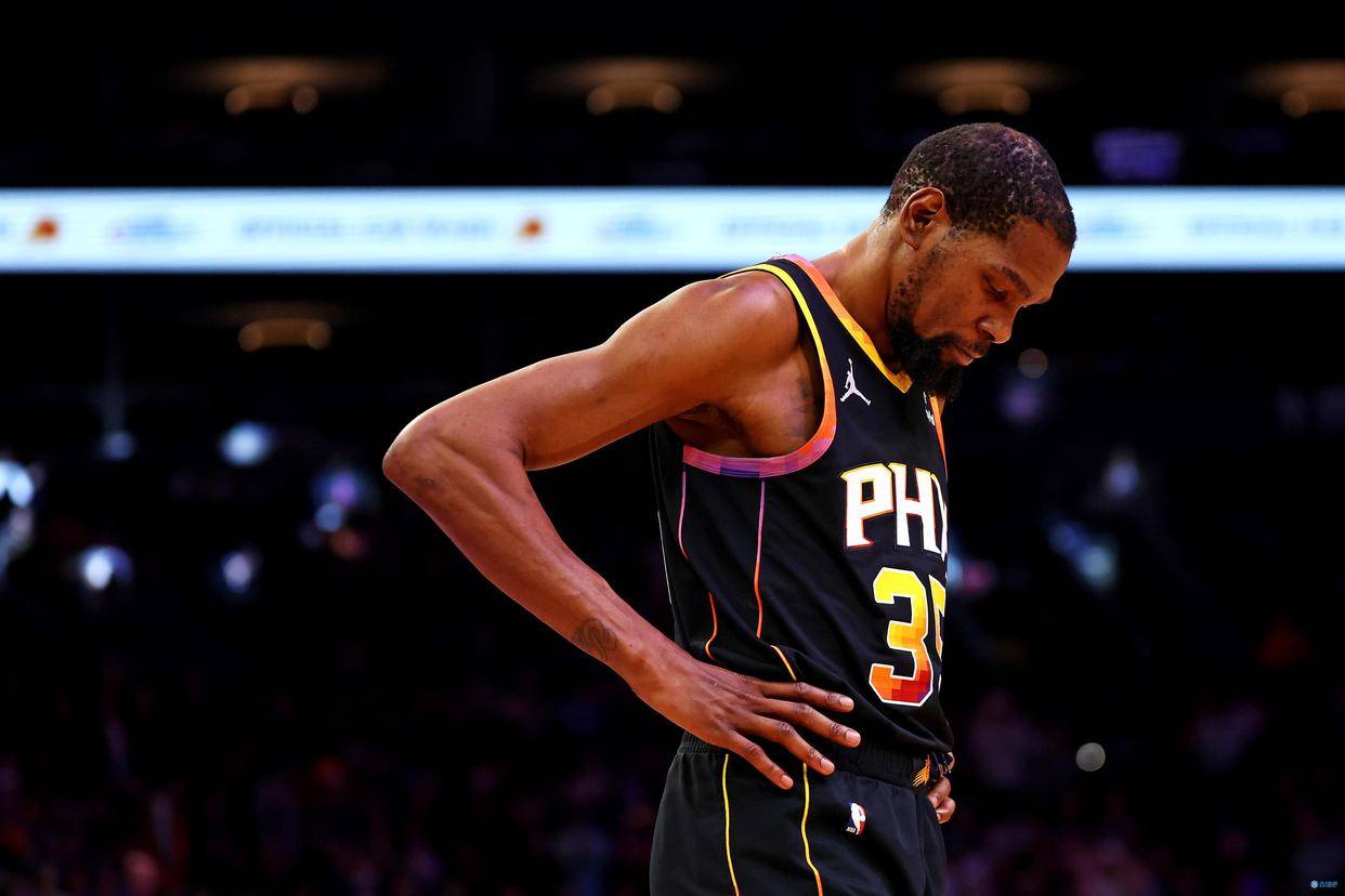 杜兰特22中10空砍29分11板8助1断2帽 丢关键罚球_比赛_常规赛_直播