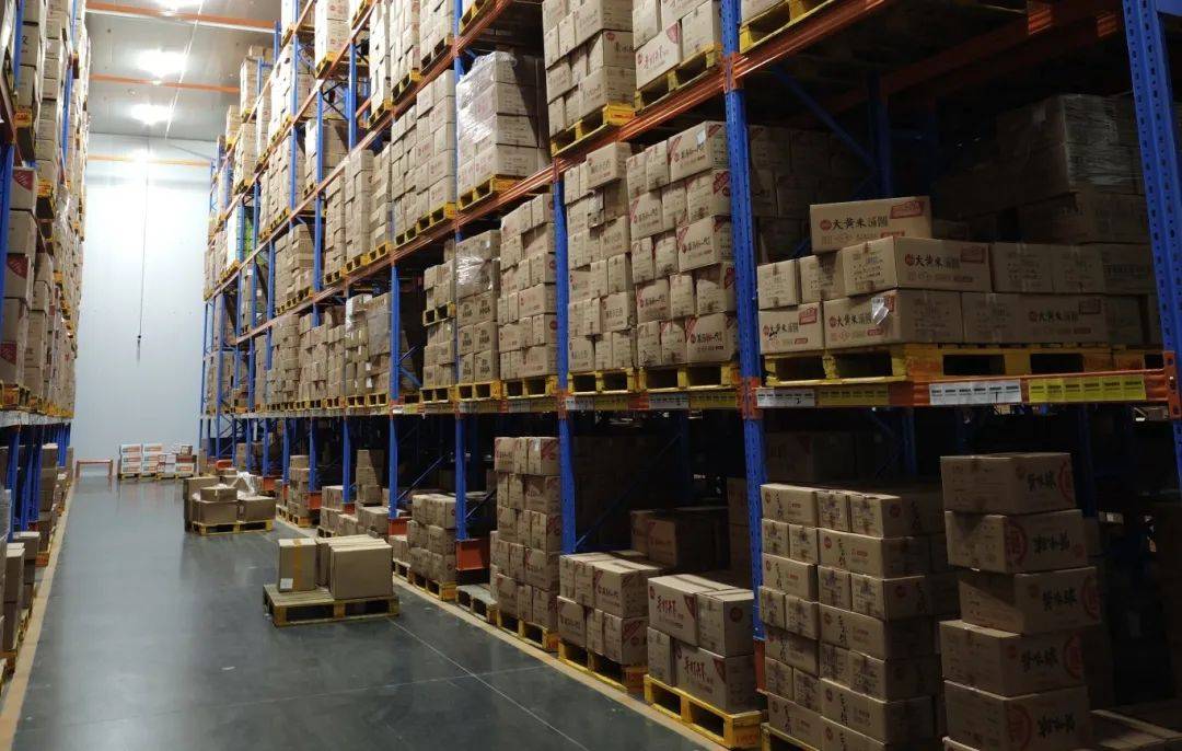 看冷链物流"卷王"的独门仓库设计秘籍_月台_货物_货架