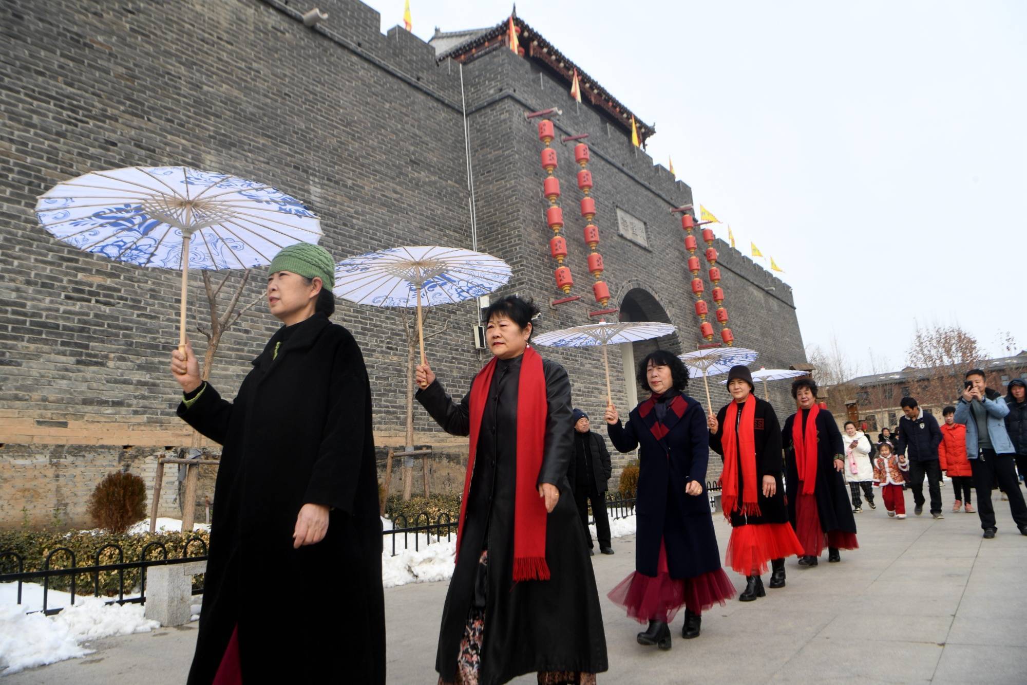 活动现场(崔佳栋 摄)2月24日,元宵节当天,河北省衡水市饶阳县饶邑古城