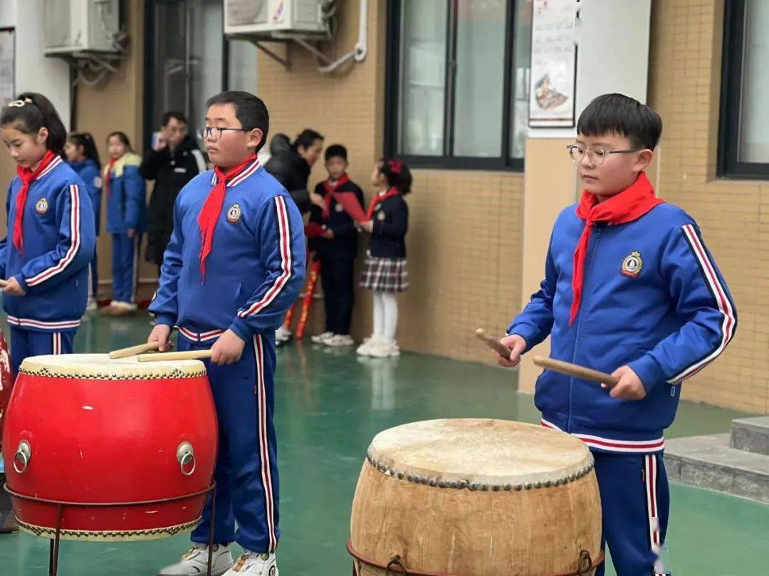 直击荆州开学第一天,这些画面很"龙"重→_沙市_中小学_校园