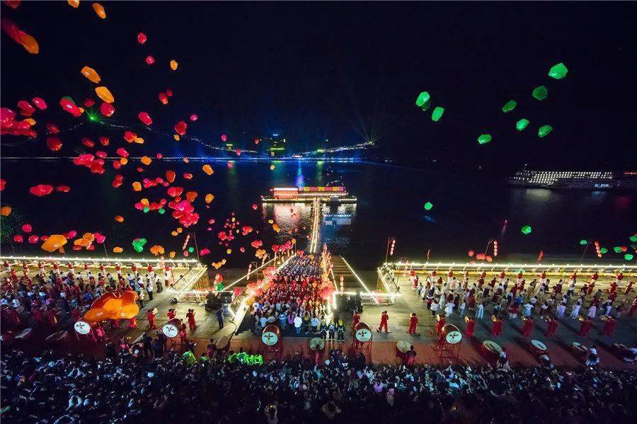 视听的盛宴 祈福的盛典——第二届丰都祈福文化节元宵节活动_于长江