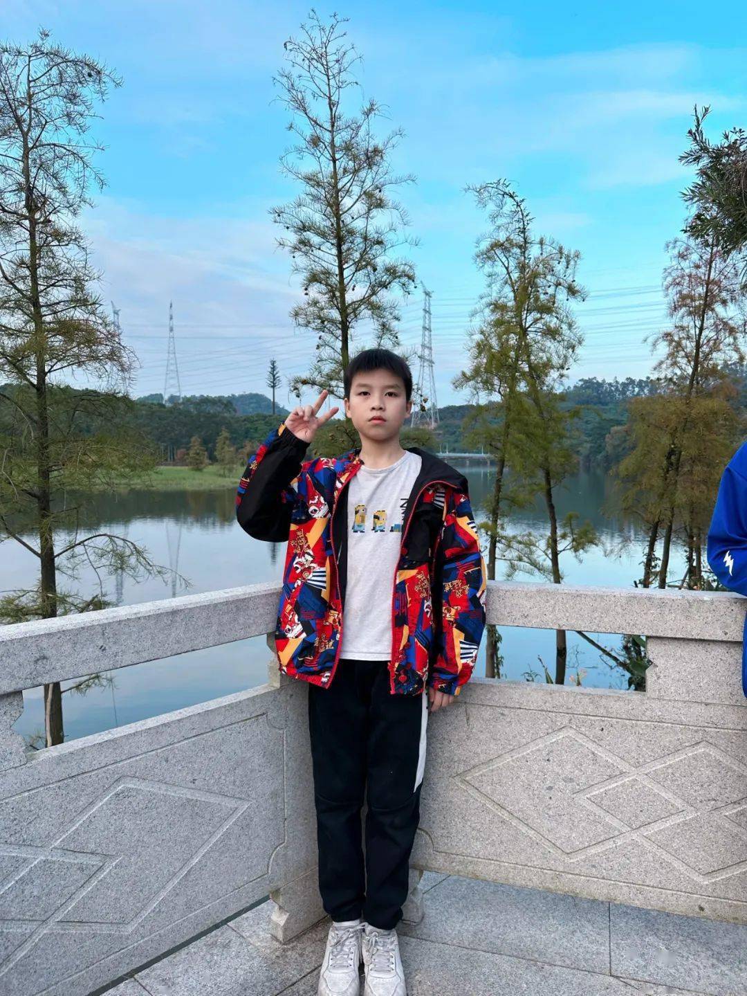 指导老师:孟凡启_作文_天空_开心