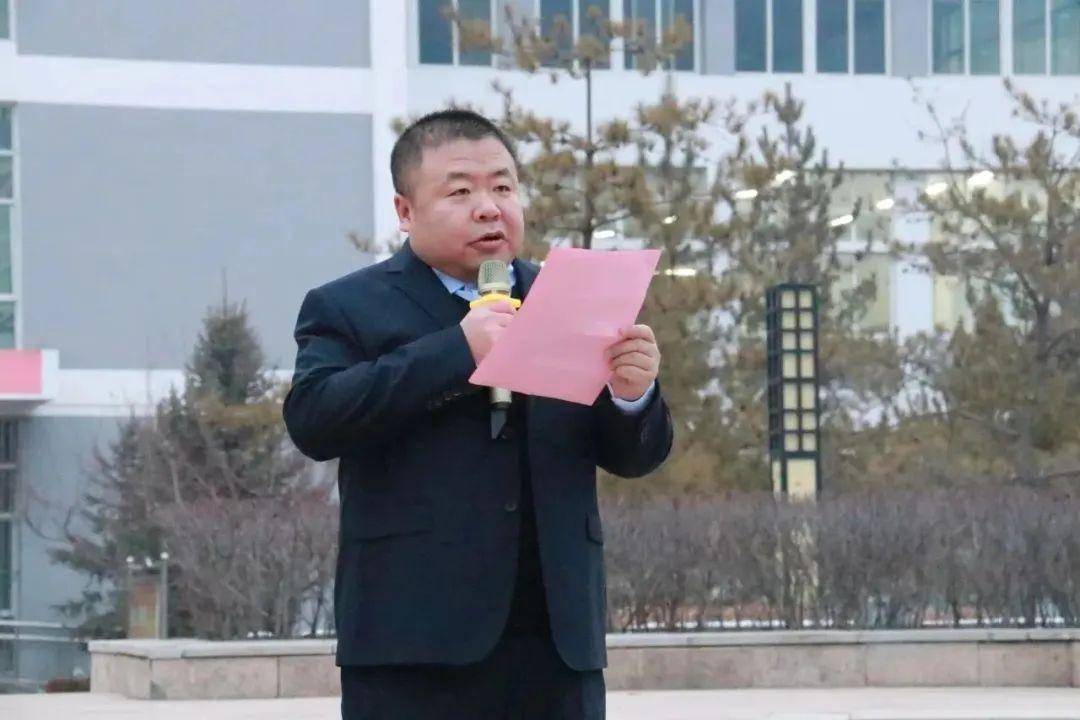 同升一面旗 共祝祖国好|延安中学举行开学第一课升旗主题教育