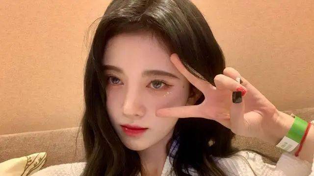 跟着美商满分鞠婧祎这么做,秒变四千年美女!_眼影_睫毛_眼睑