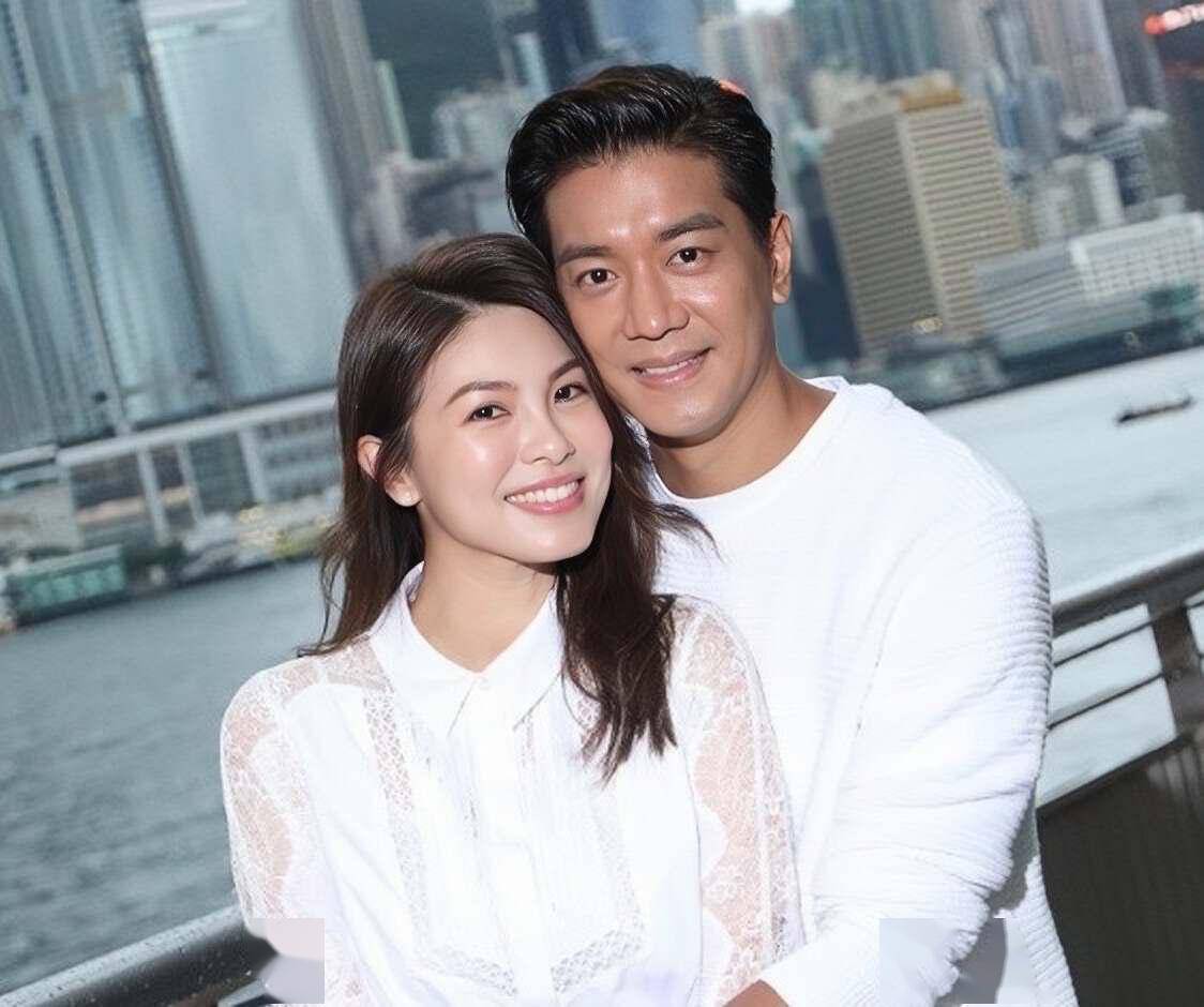 tvb知名男星黎诺懿新剧牺牲大,在浴缸里接吻,全裸演出镜头被删_本人