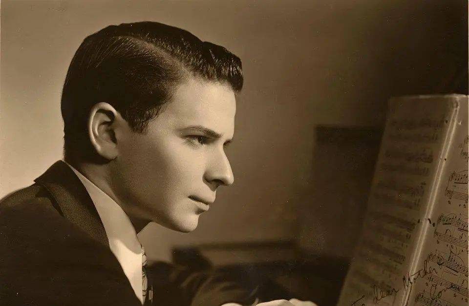 拜伦·贾尼斯 | 你或许不认识,但一定要知道他曾是霍洛维茨的.