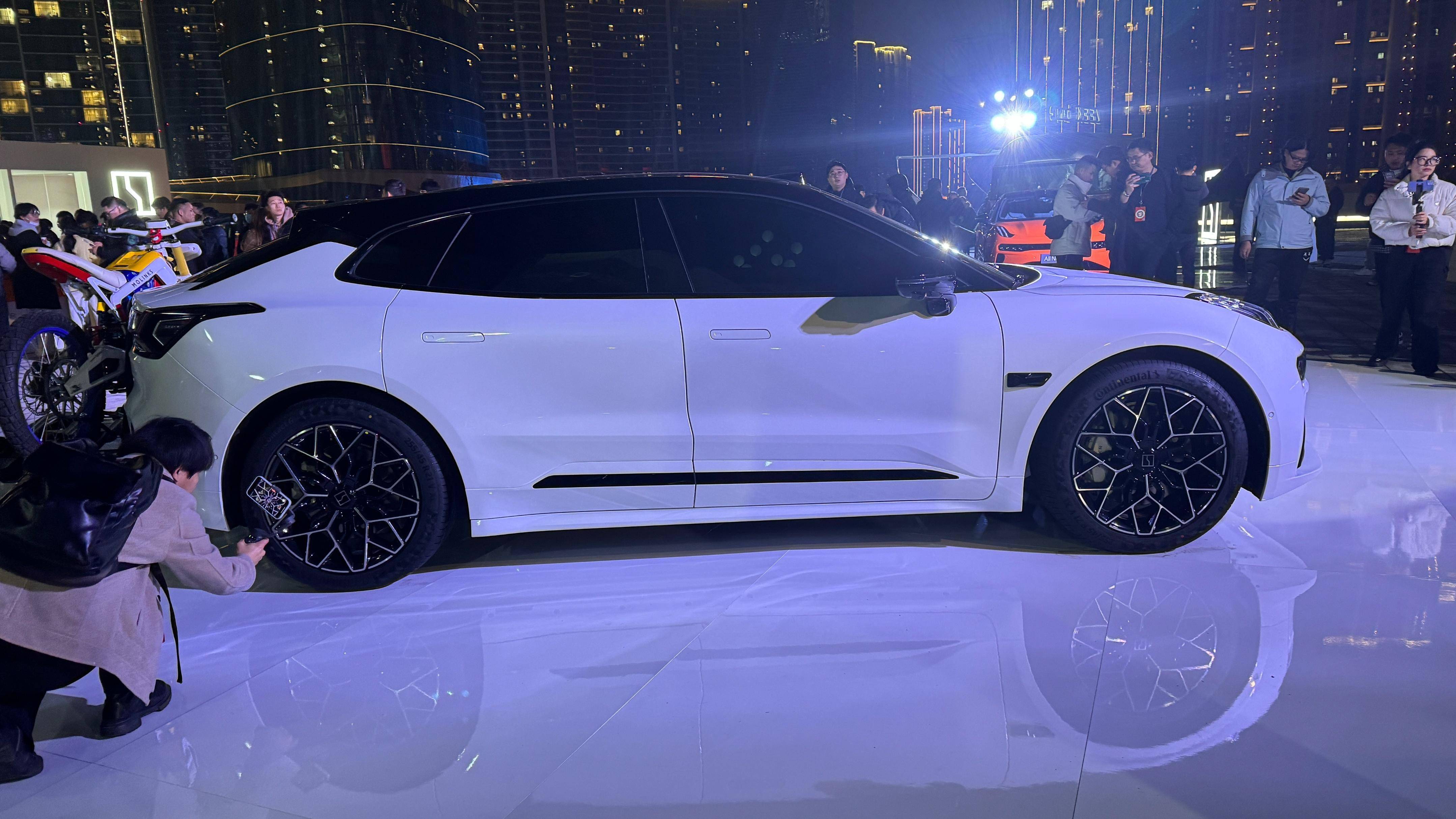 售价26.9万元起,全新极氪 ZEEKR 001正式上市_搜狐汽车_搜狐网