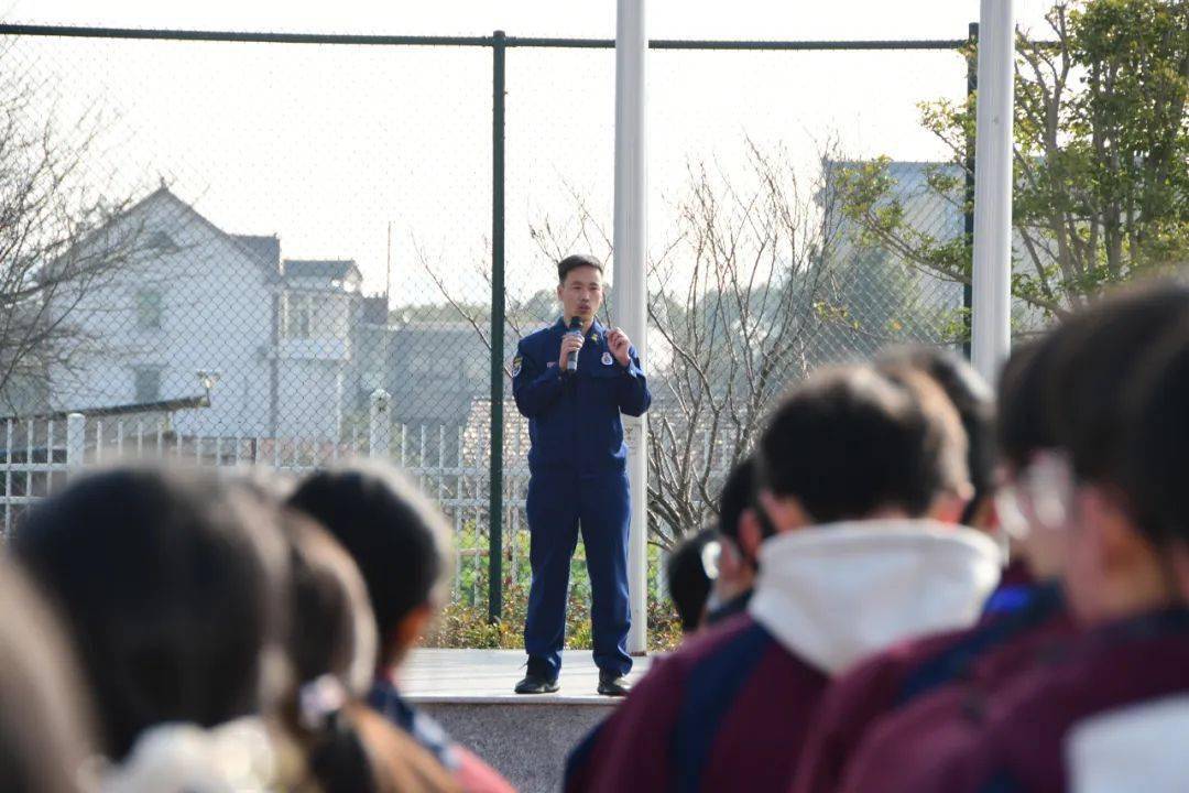 消防演练促安全│盛泽实验初中开展消防安全演练_活动_疏散_师生