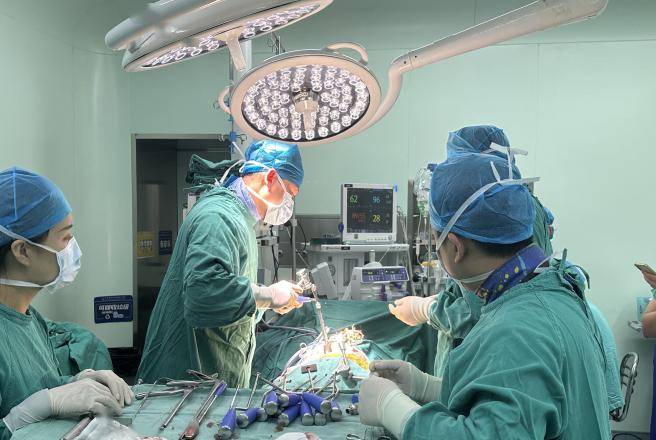 我院脊柱外科团队应用olif微创手术"巧"治患者20余年腰椎疾病_詹女士