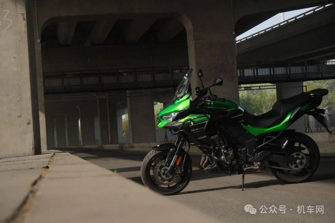 jc君测评:川崎versys 1000,心有猛虎,细嗅蔷薇_搜狐汽车_搜狐网