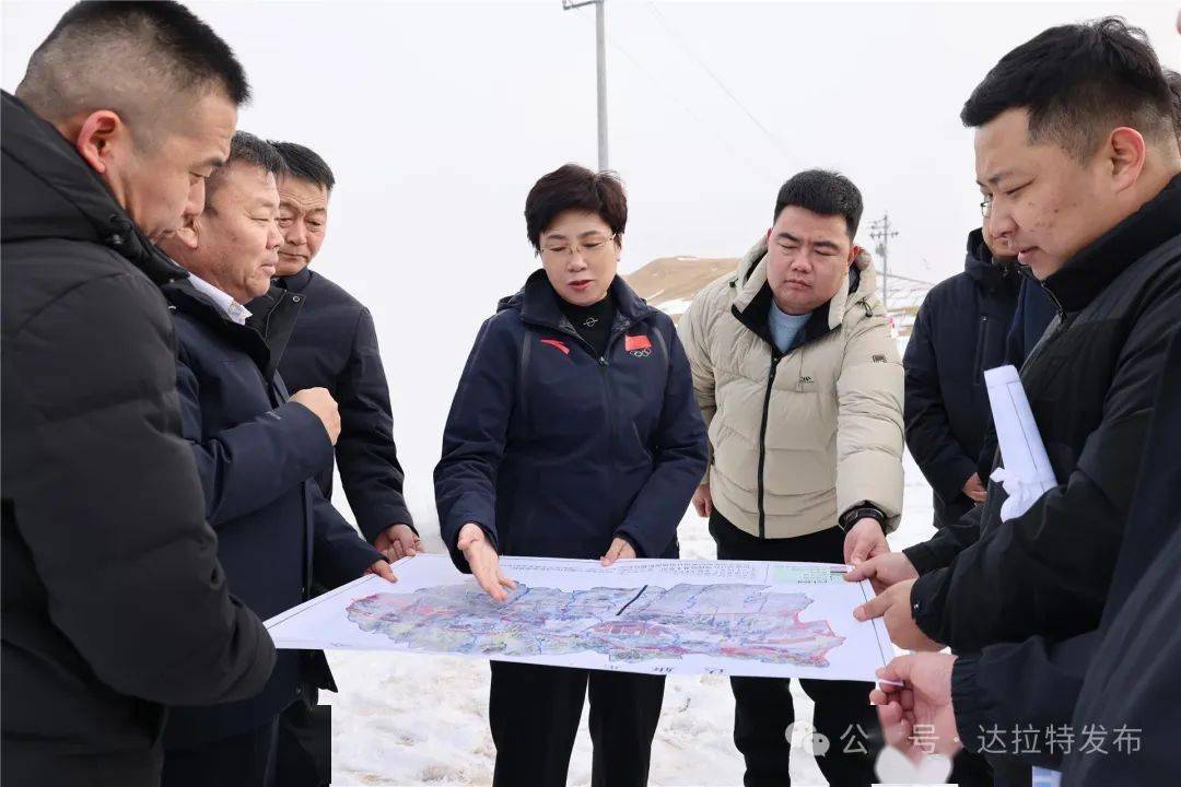 张秀玲调研防沙治沙和风电光伏一体化工程项目建设推进情况