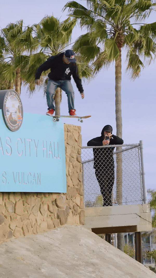 采访|dgk:"穿的帅不代表什么, 滑得帅更重要."_滑板_小时候_感觉