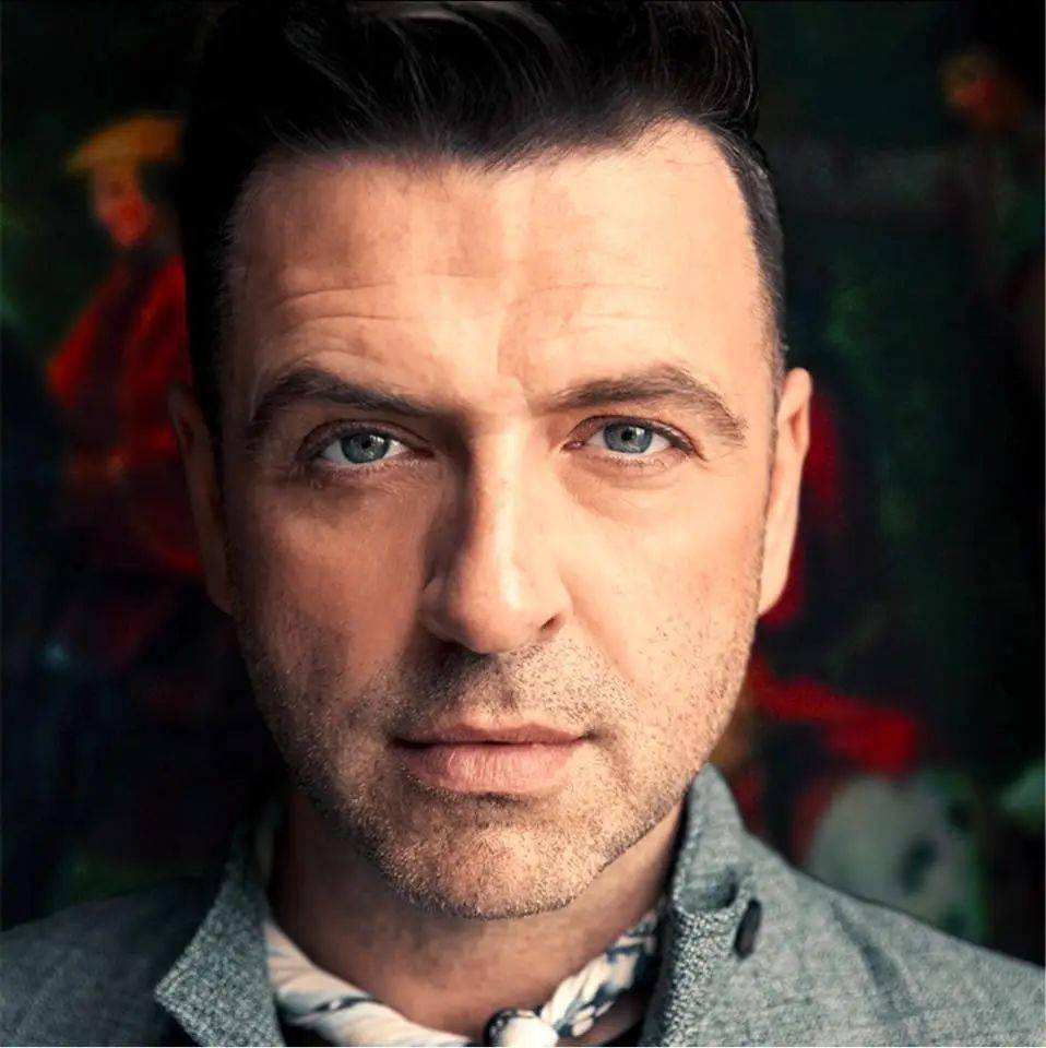 西城男孩 westlife 里的 gay 宣布离队,专心养病!