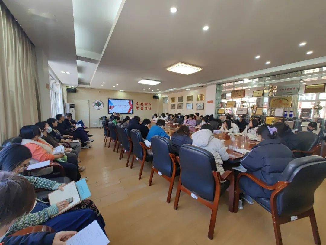 高质量发展是新时代的硬道理.