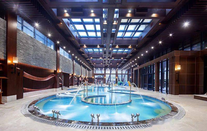 重庆豪华参考酒店:瑞浦/艾扉/薇斯顿或同级武隆参考酒店:武隆宏福饭店